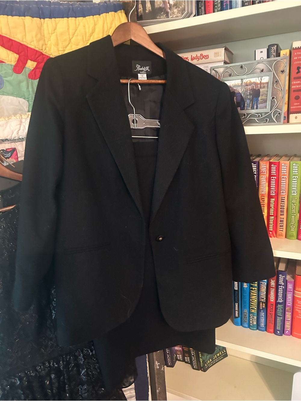 Black Women's Blazer - Classic Single-Button Suit Jacket